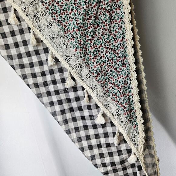 Pimkie Boho Layered Scarf Shawl Wrap Black Ivory Floral Check Tassel - Picture 7 of 12